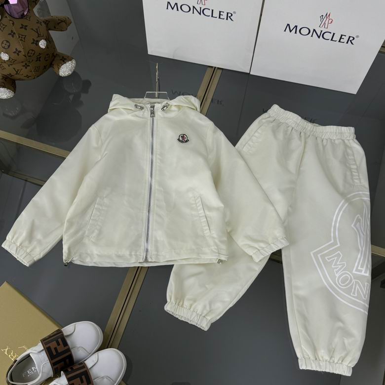Windbreaker tracksuit set