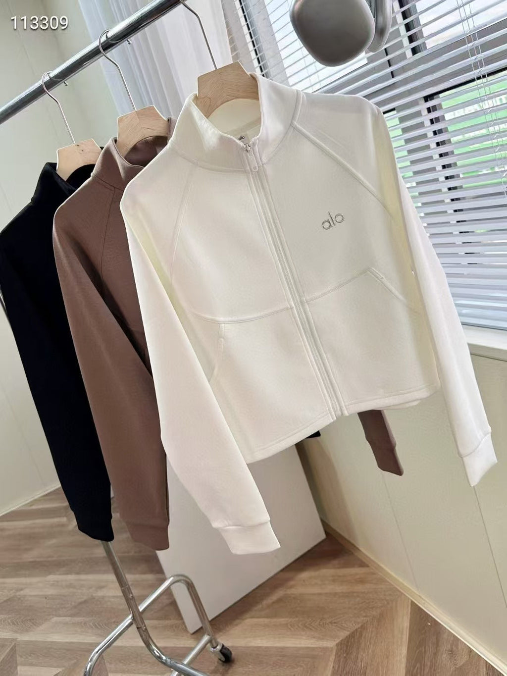 Stehkragenjacke mit Reißverschluss