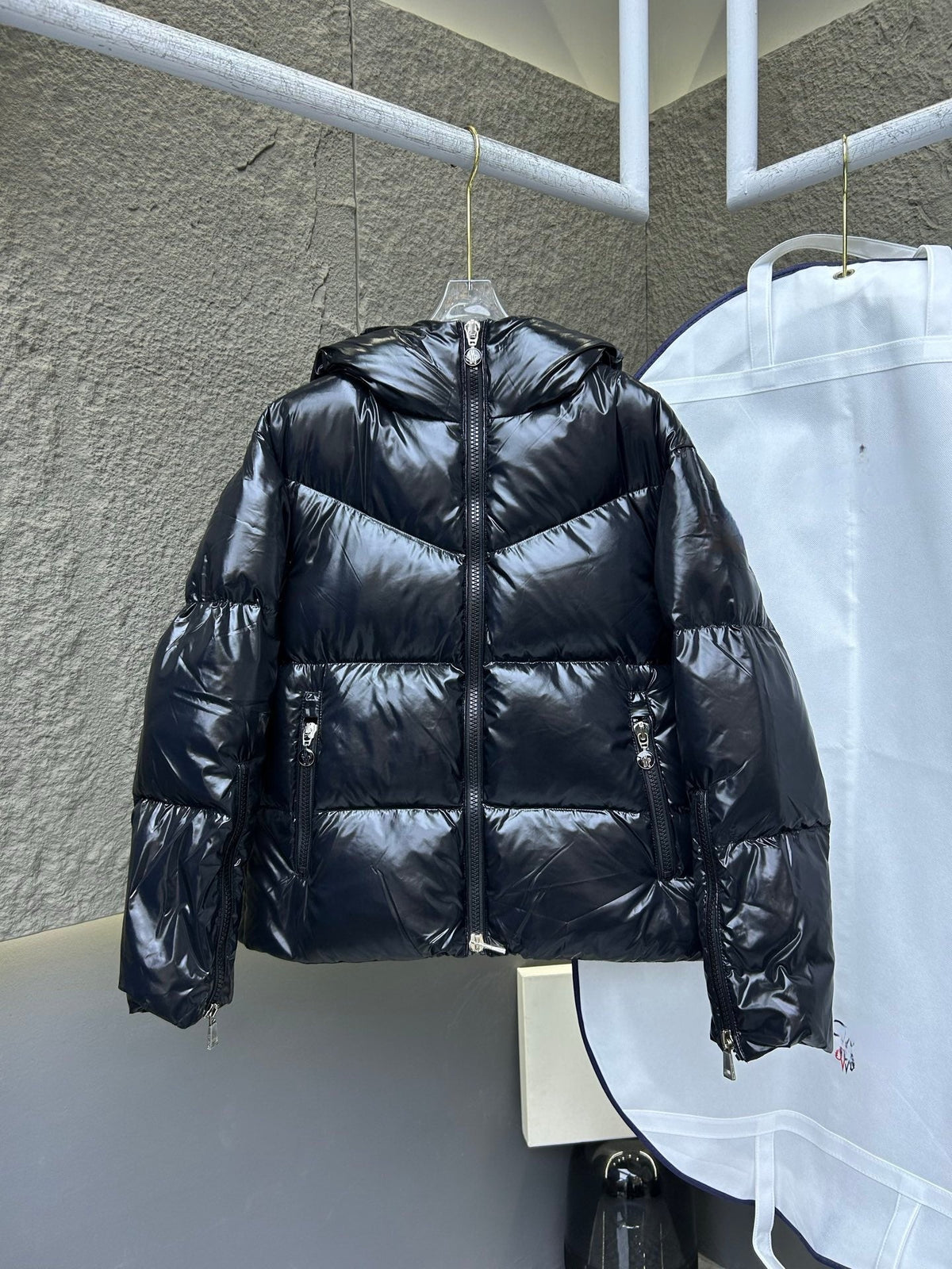 LETTER COAT