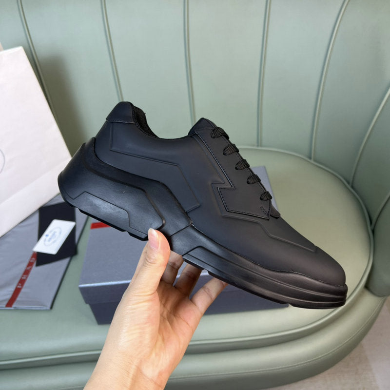Schwarze Turnschuhe Pr