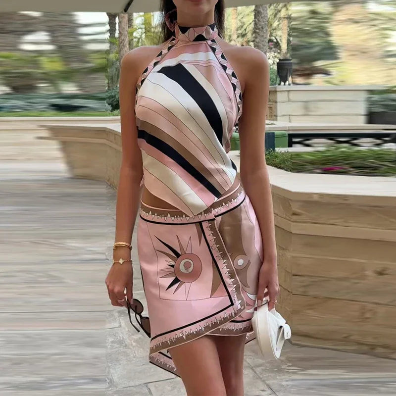 Top sedoso con cuello halter