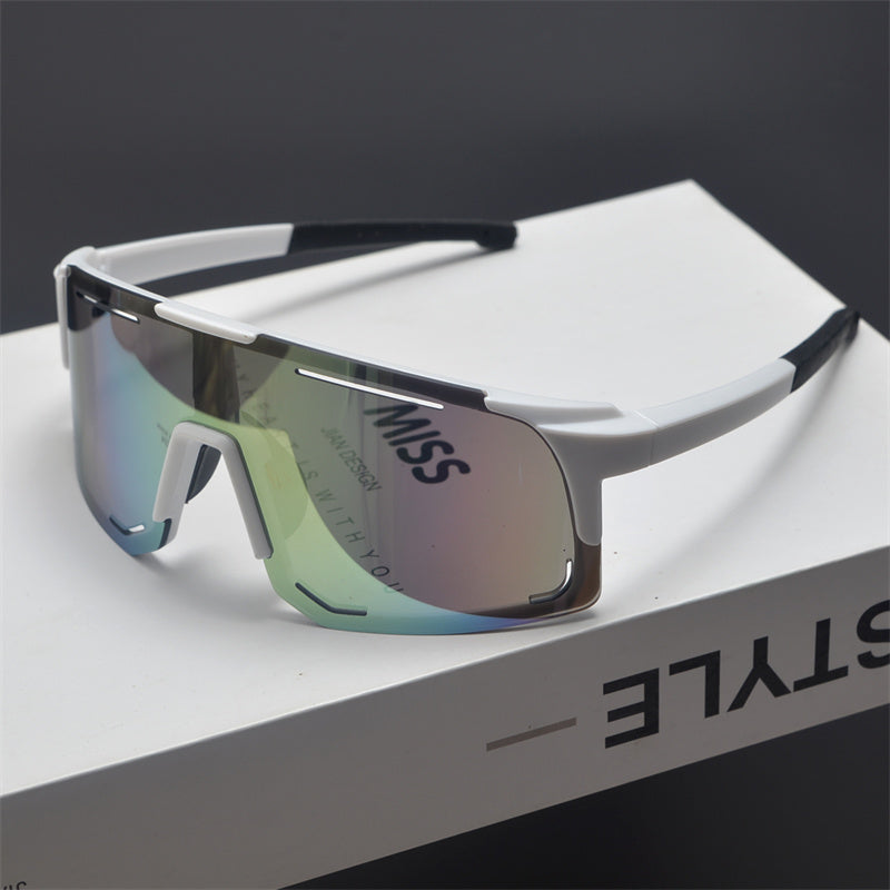 Gafas de sol deportivas con escudo de gran tamaño