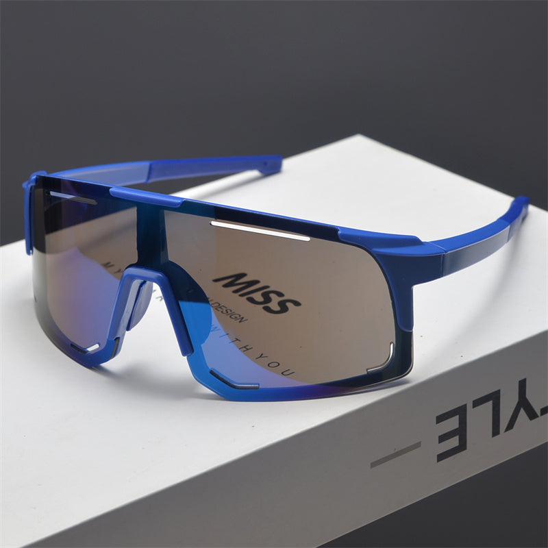 Gafas de sol deportivas con escudo de gran tamaño