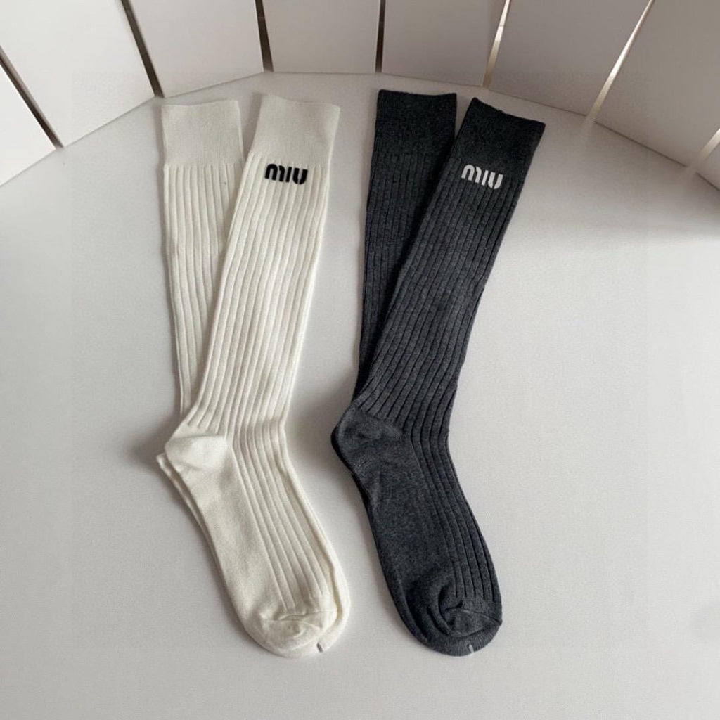 Ribbed Knee-High Socks