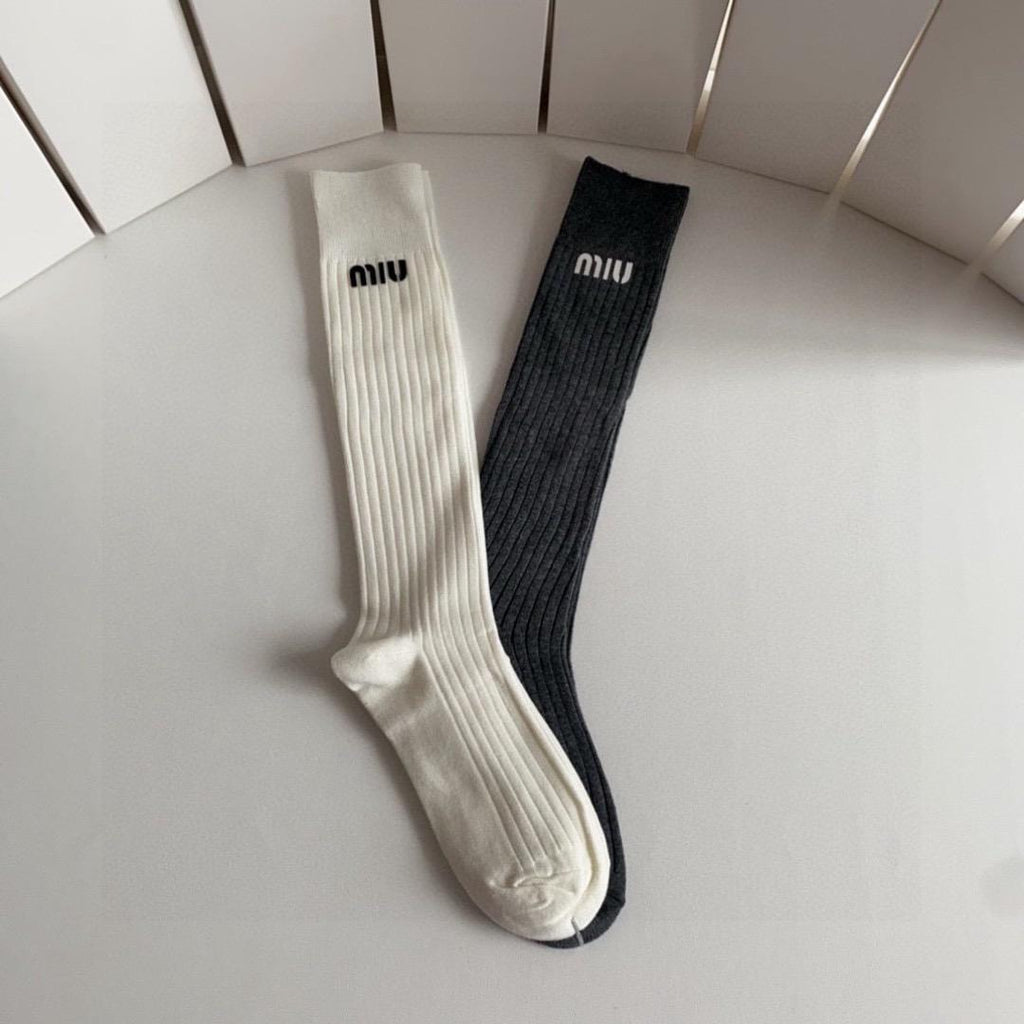 Ribbed Knee-High Socks