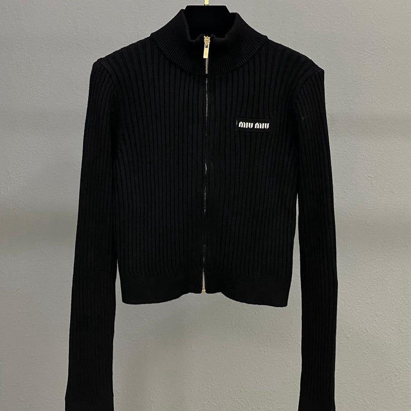 Ribbed Zip-Up Knit Jacket