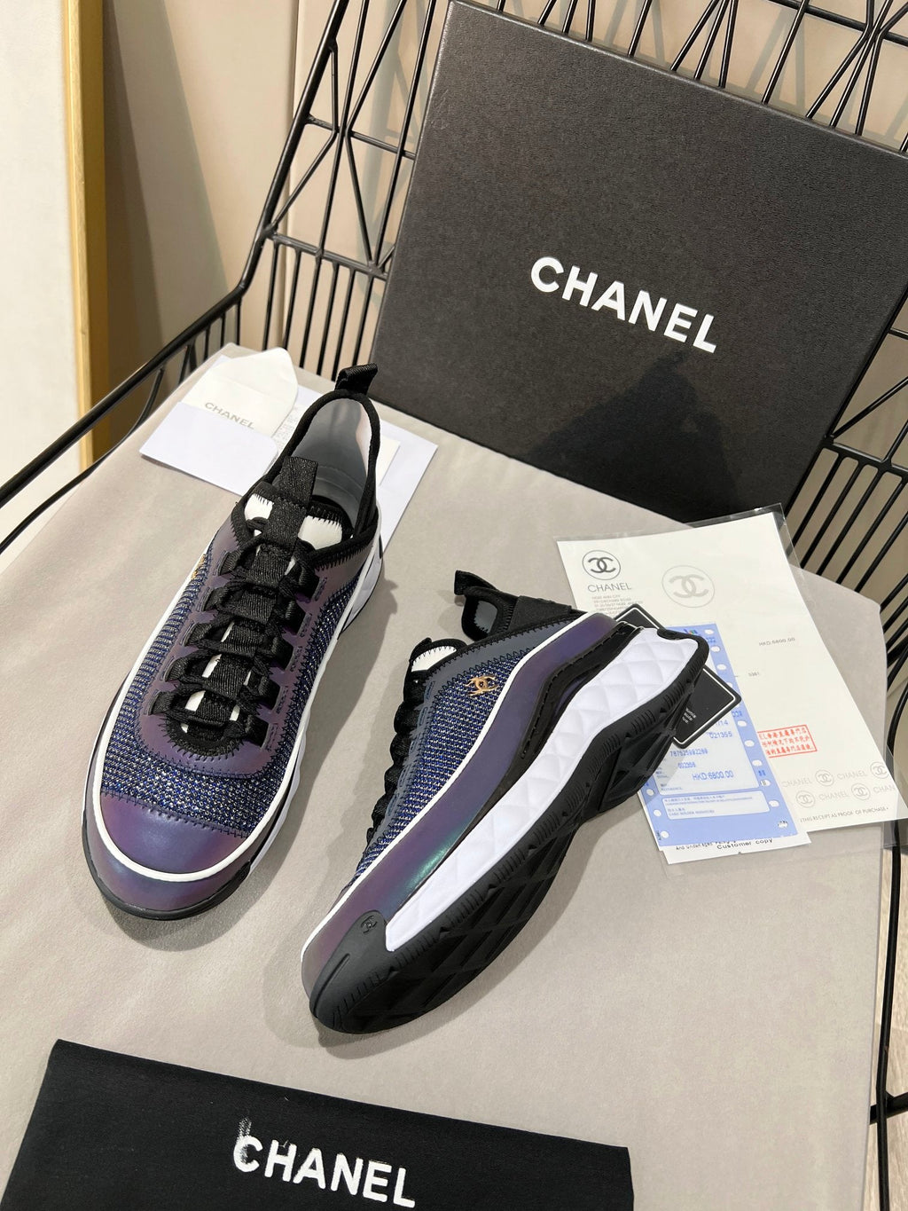 Premium cowhide sneakers