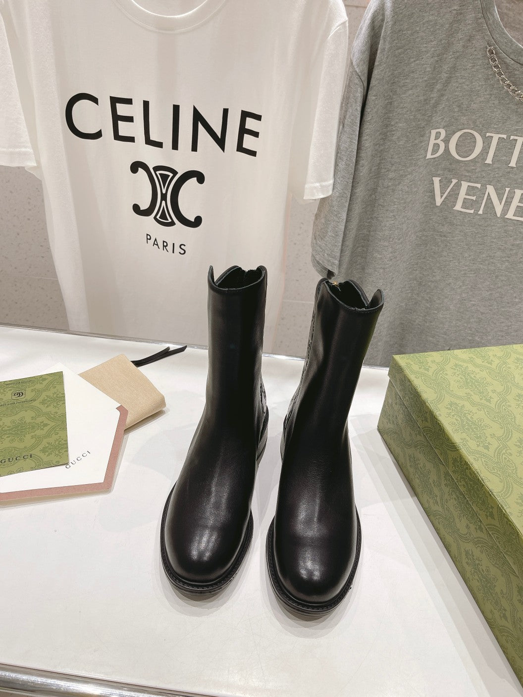 Women's Chelsea Boots with Zipper - Calf Leather