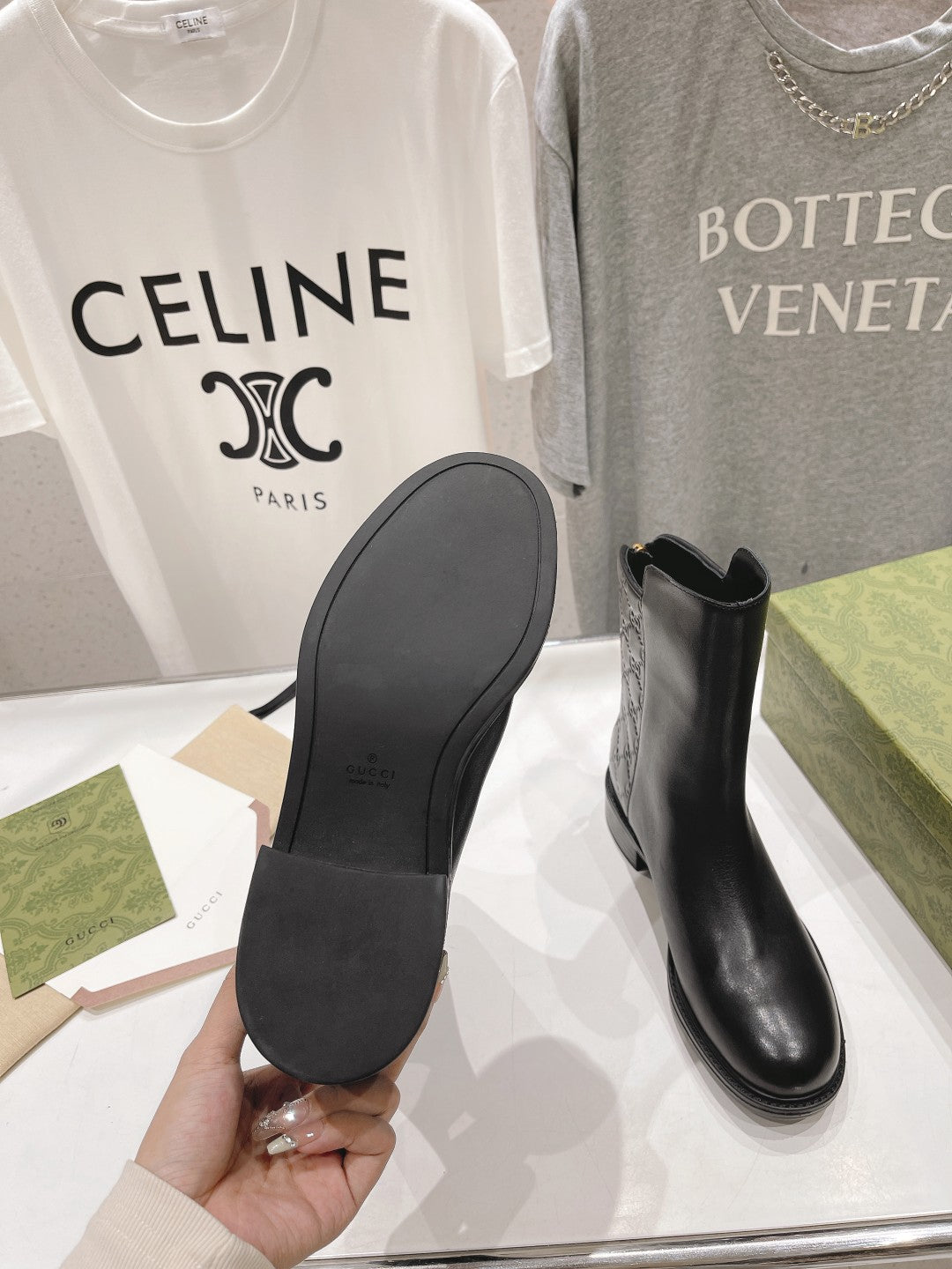Women's Chelsea Boots with Zipper - Calf Leather
