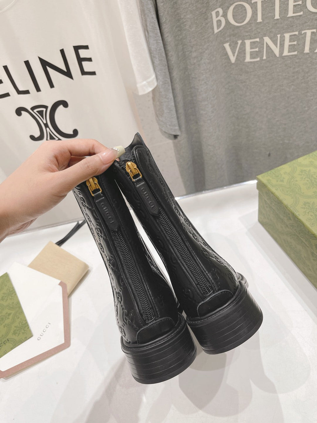 Women's Chelsea Boots with Zipper - Calf Leather