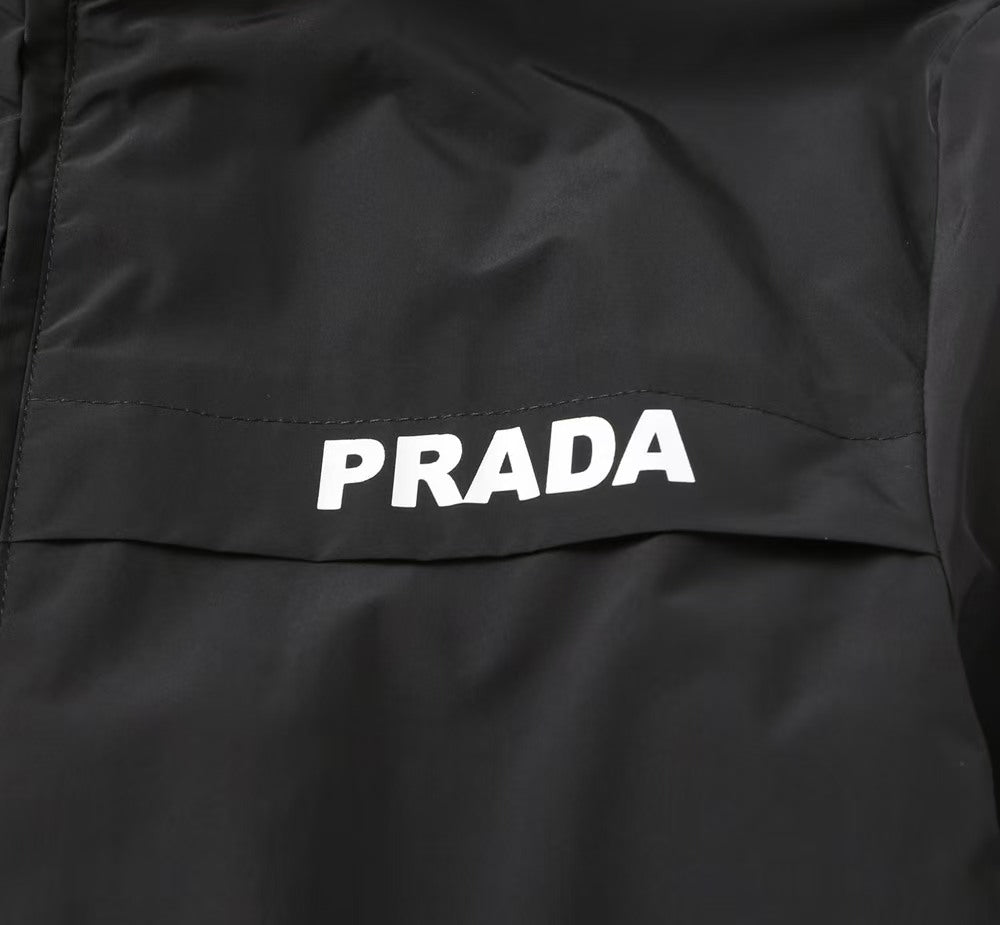 Jacke aus hochwertigem Memory-Gewebe