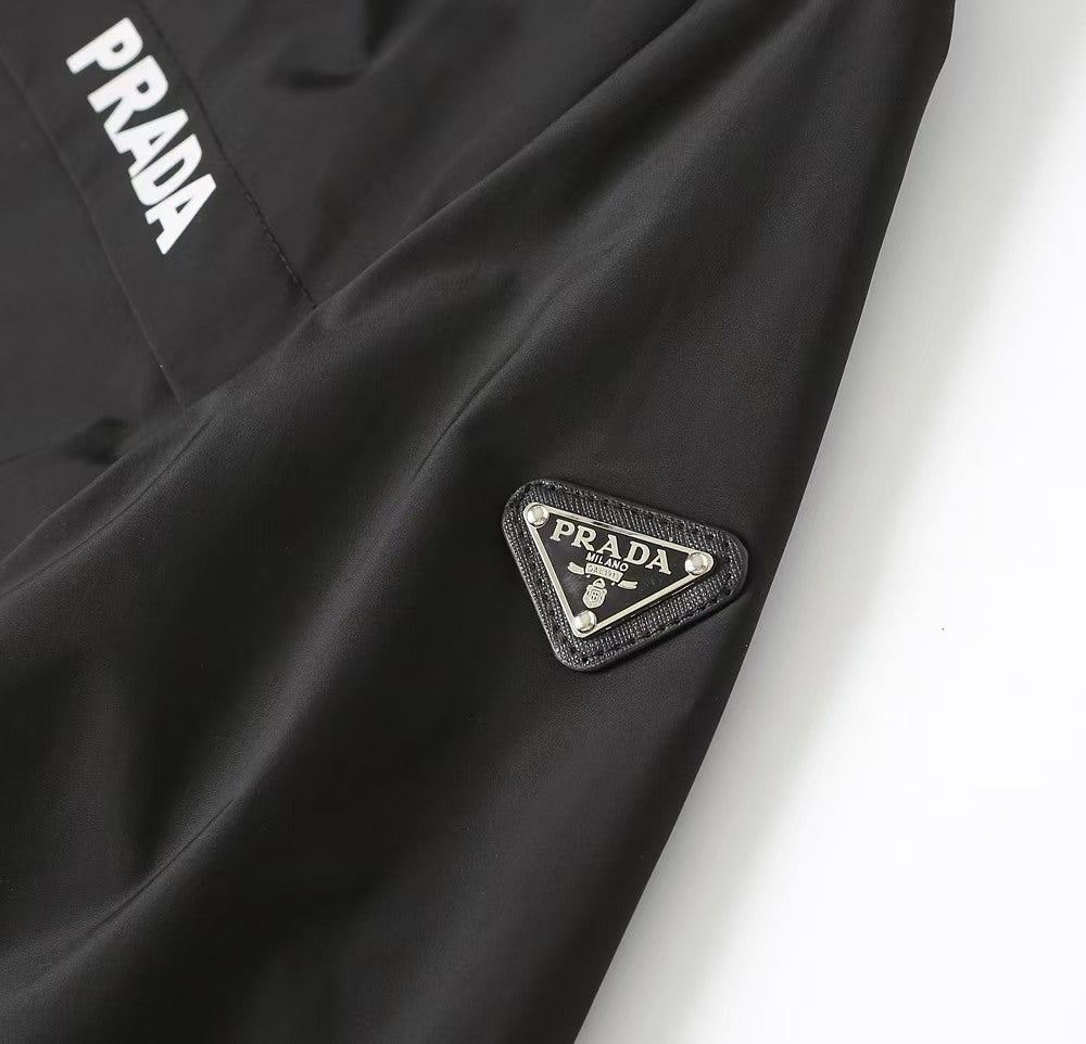 Jacke aus hochwertigem Memory-Gewebe