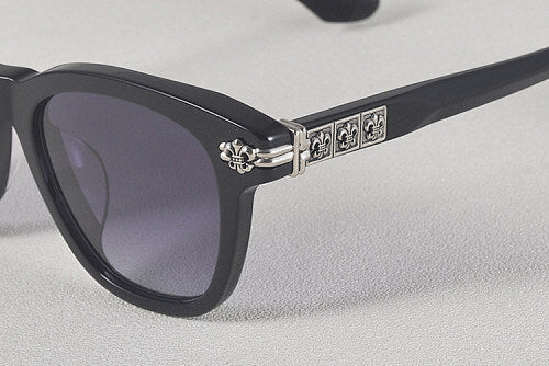 Hearts Sunglasses - Avenor