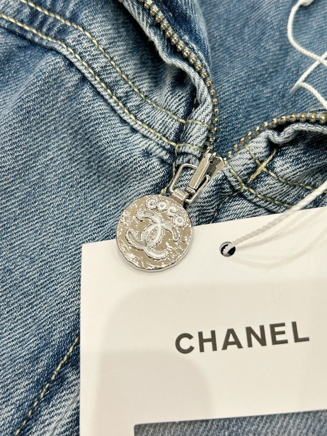 Denim jacket with large lapel