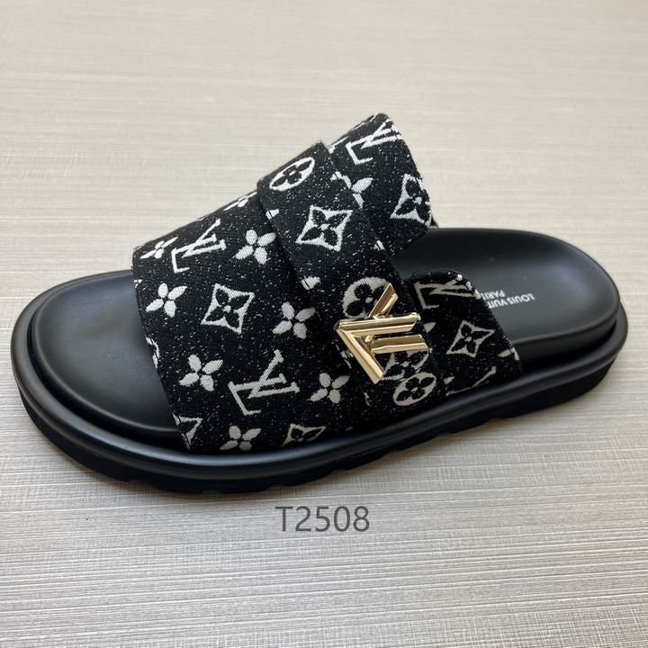 Men Monogram Slides - Avenor