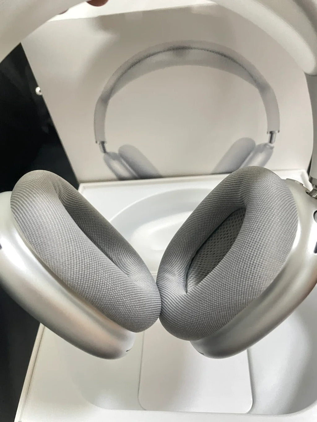 AURICULARES INALÁMBRICOS SUPRAAURALES GRISES