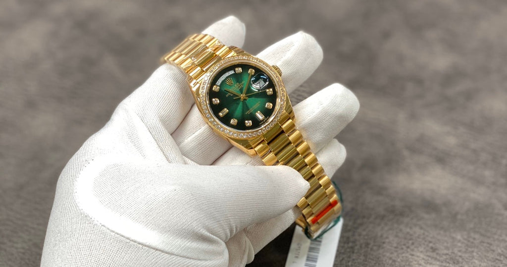 Automatic 36mm watch with green and gold dial