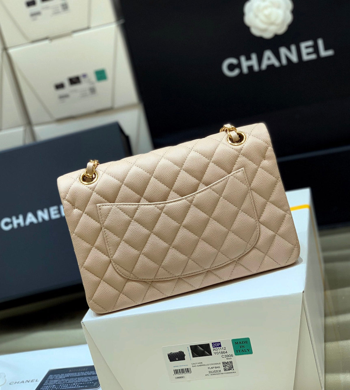 Klassische kleine Pattentasche 23 cm – Beige Edition