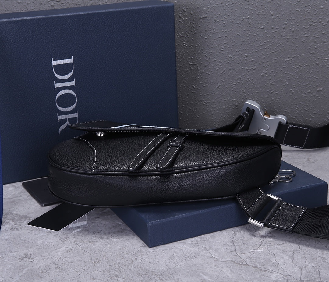 Saddle bag cross-body bag