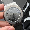 42 mm watch with gradient silver dial
