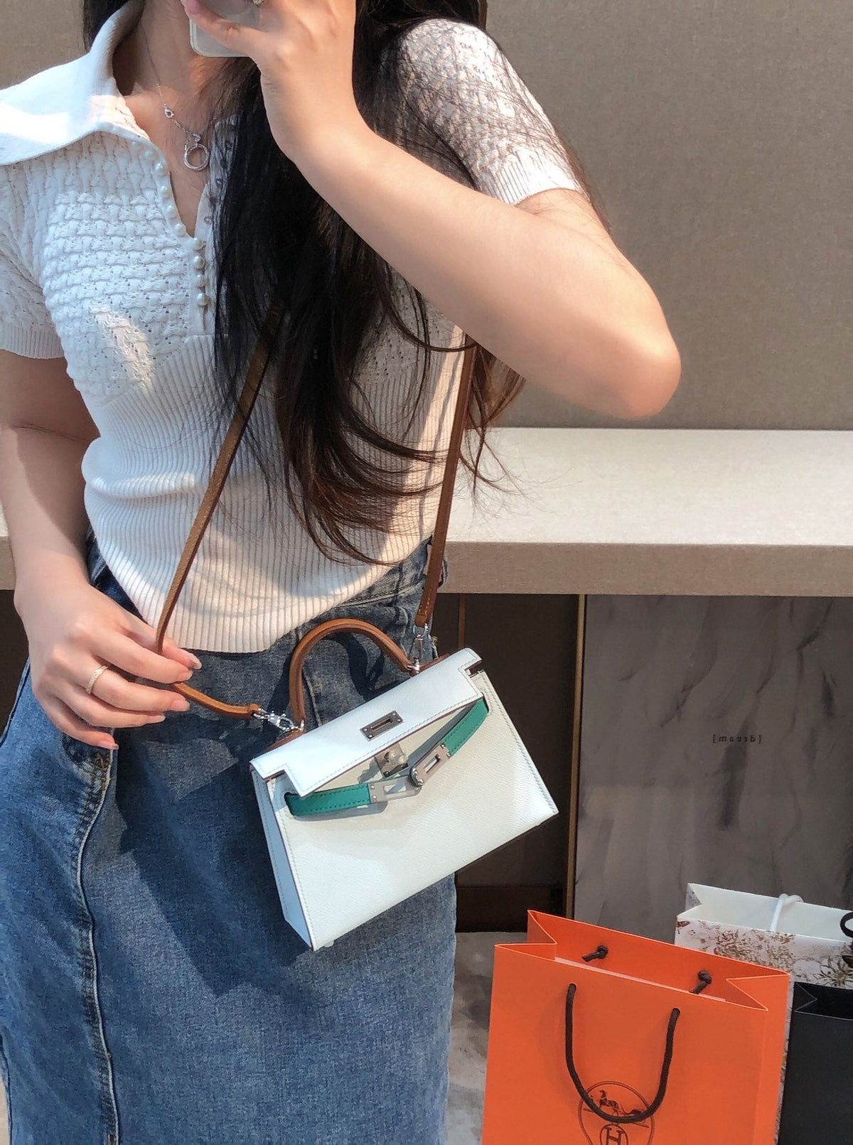 Tricolor-Lederhandtasche 28