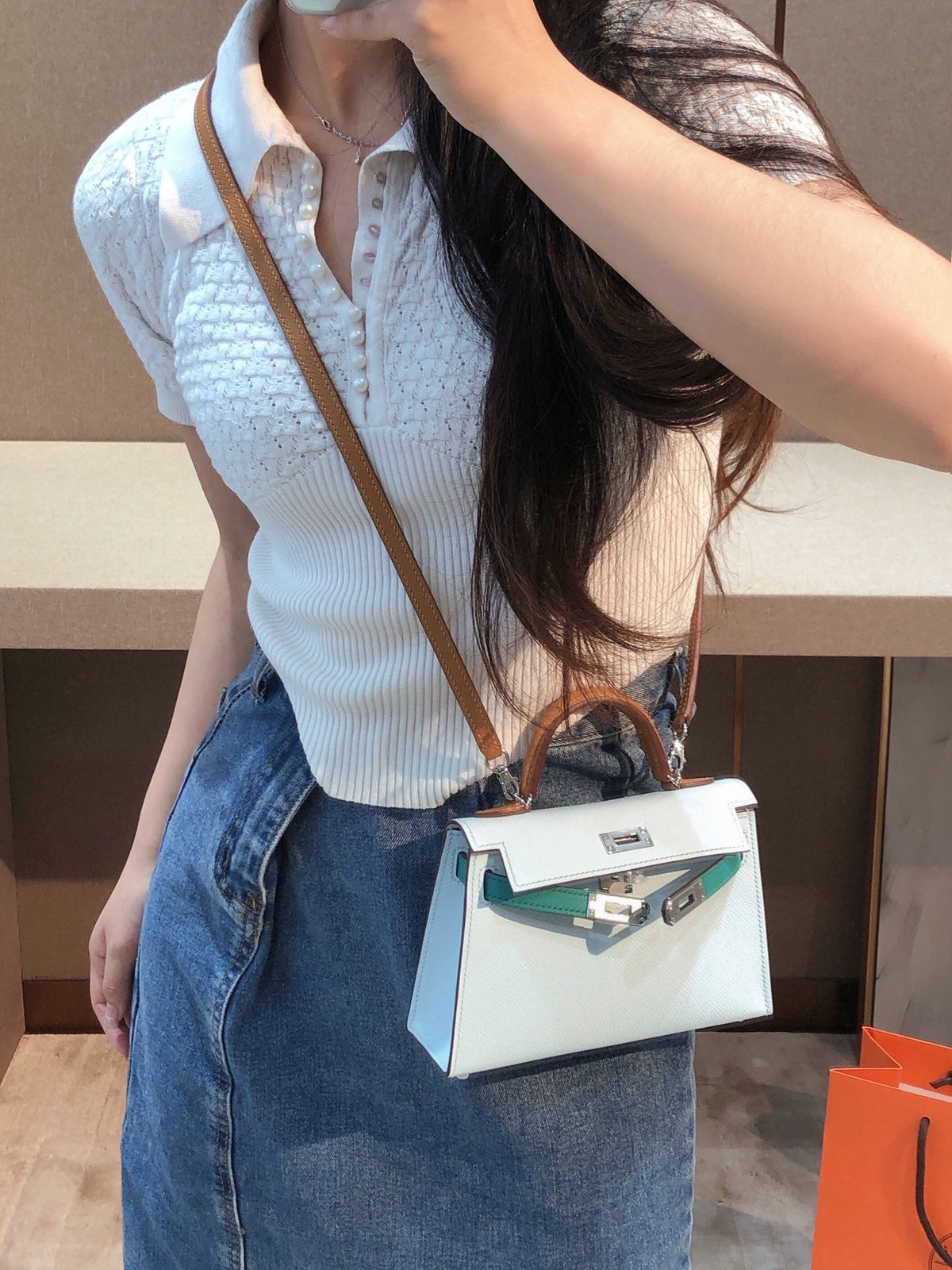 Tricolor-Lederhandtasche 28