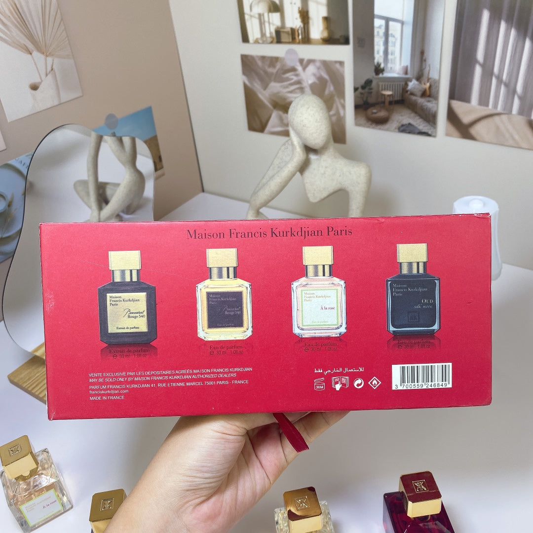Perfume Discovery Set · 4 x 30ml sprays