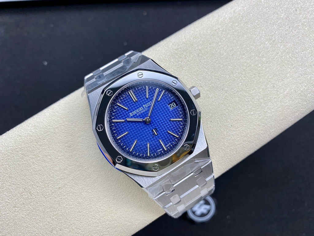 39-mm-Automatik-Uhr mit rauchblauem Zifferblatt