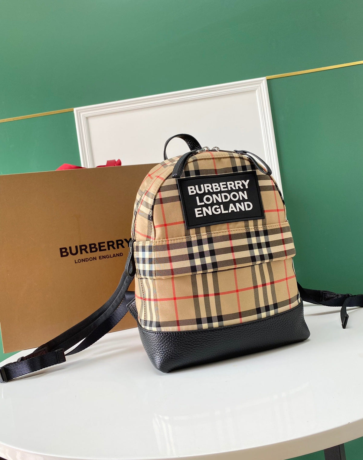 Karierter Retro-Rucksack