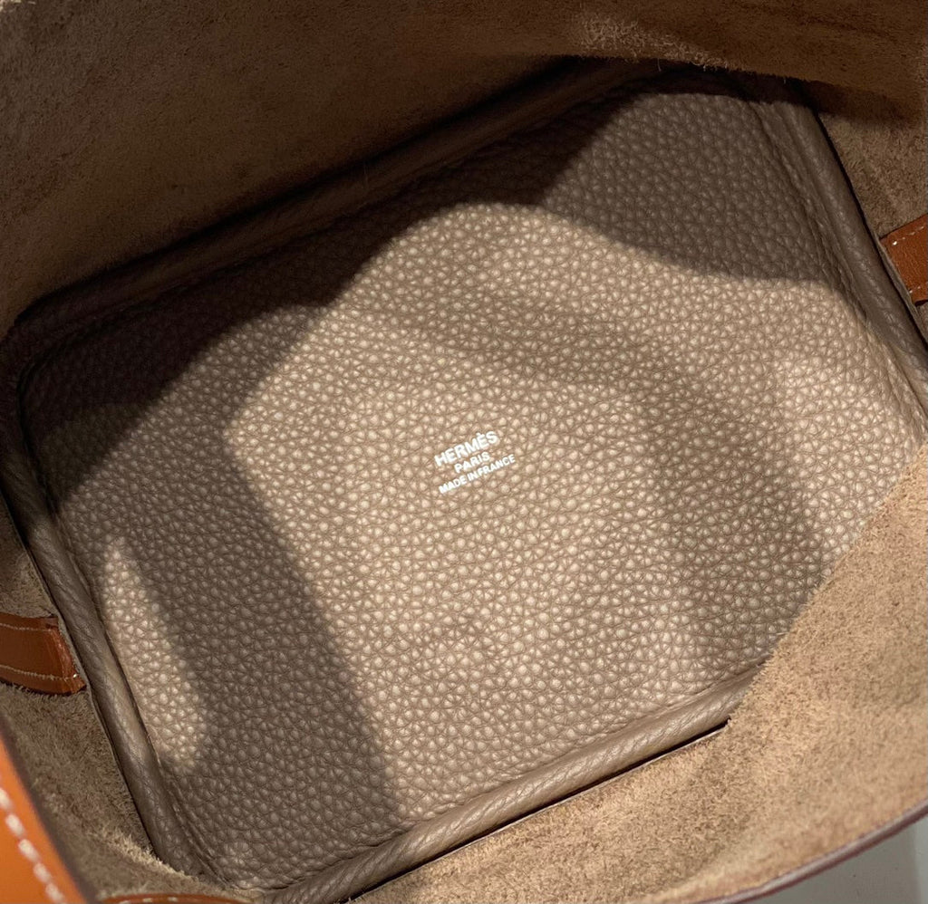 Bolso bombonera de gabardina encerada