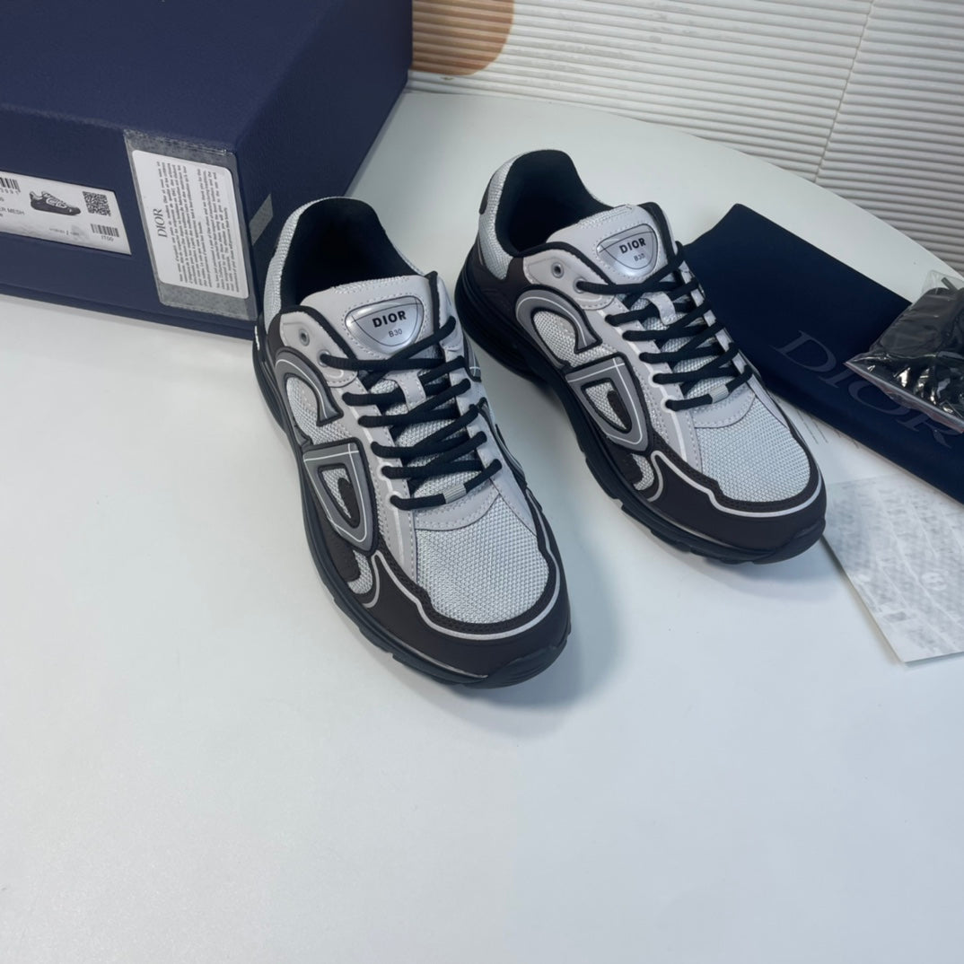 B30-inspirierte Sneaker