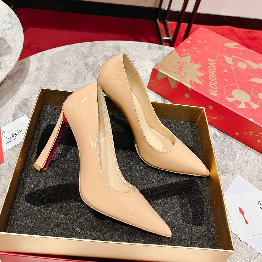 Nude Pointed-Toe Pumps