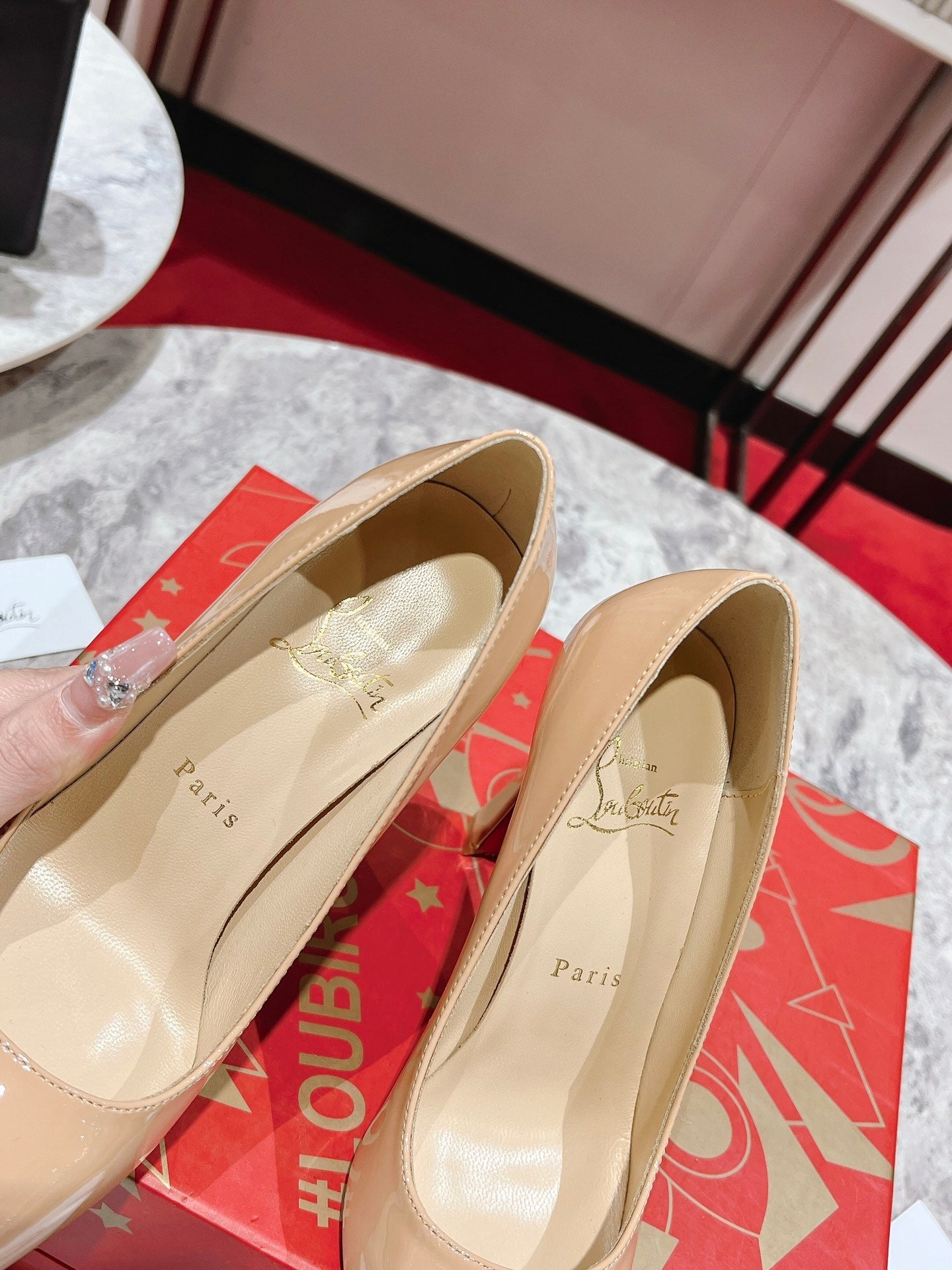 Nude Pointed-Toe Pumps