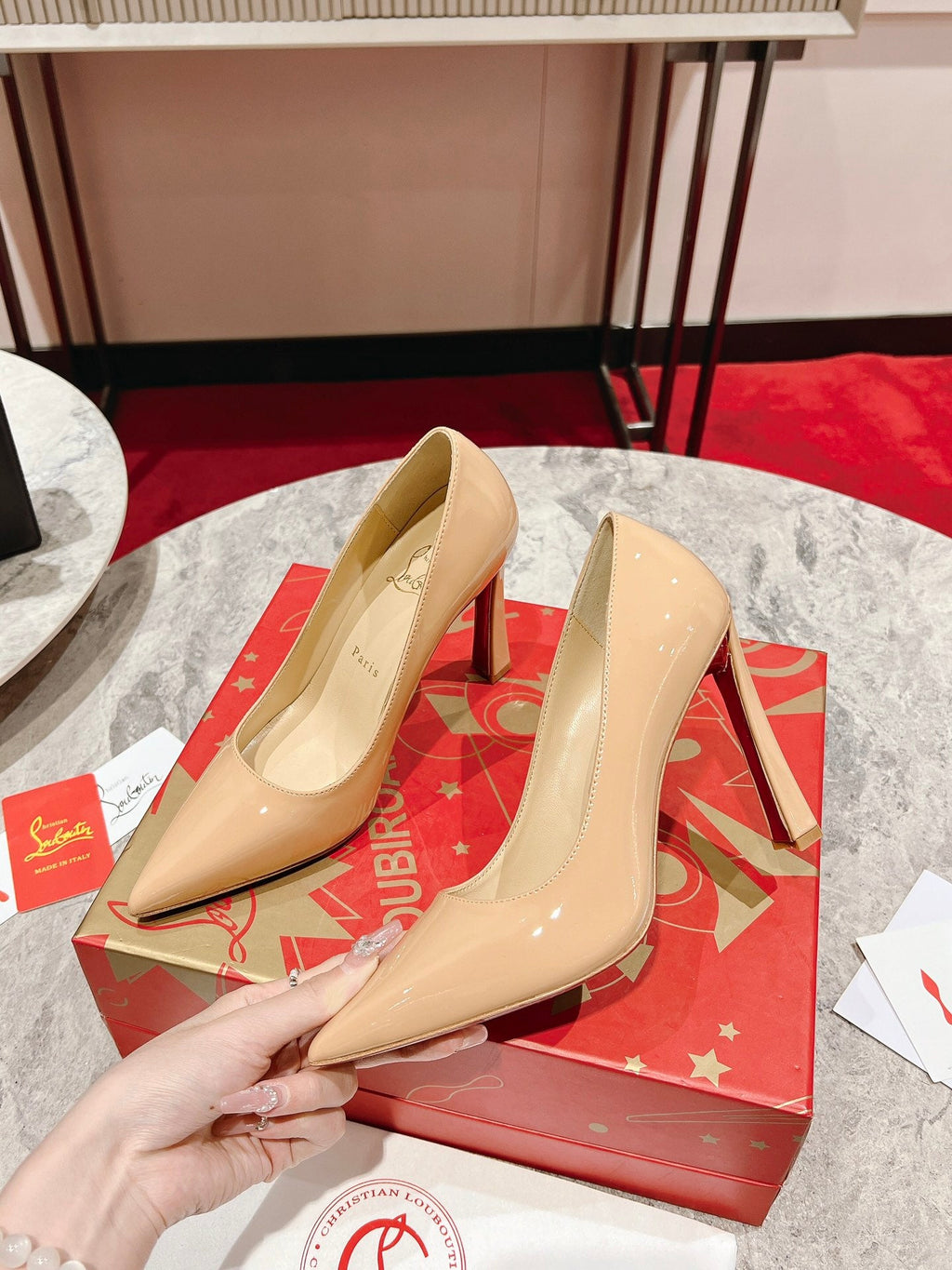 Nude Pointed-Toe Pumps
