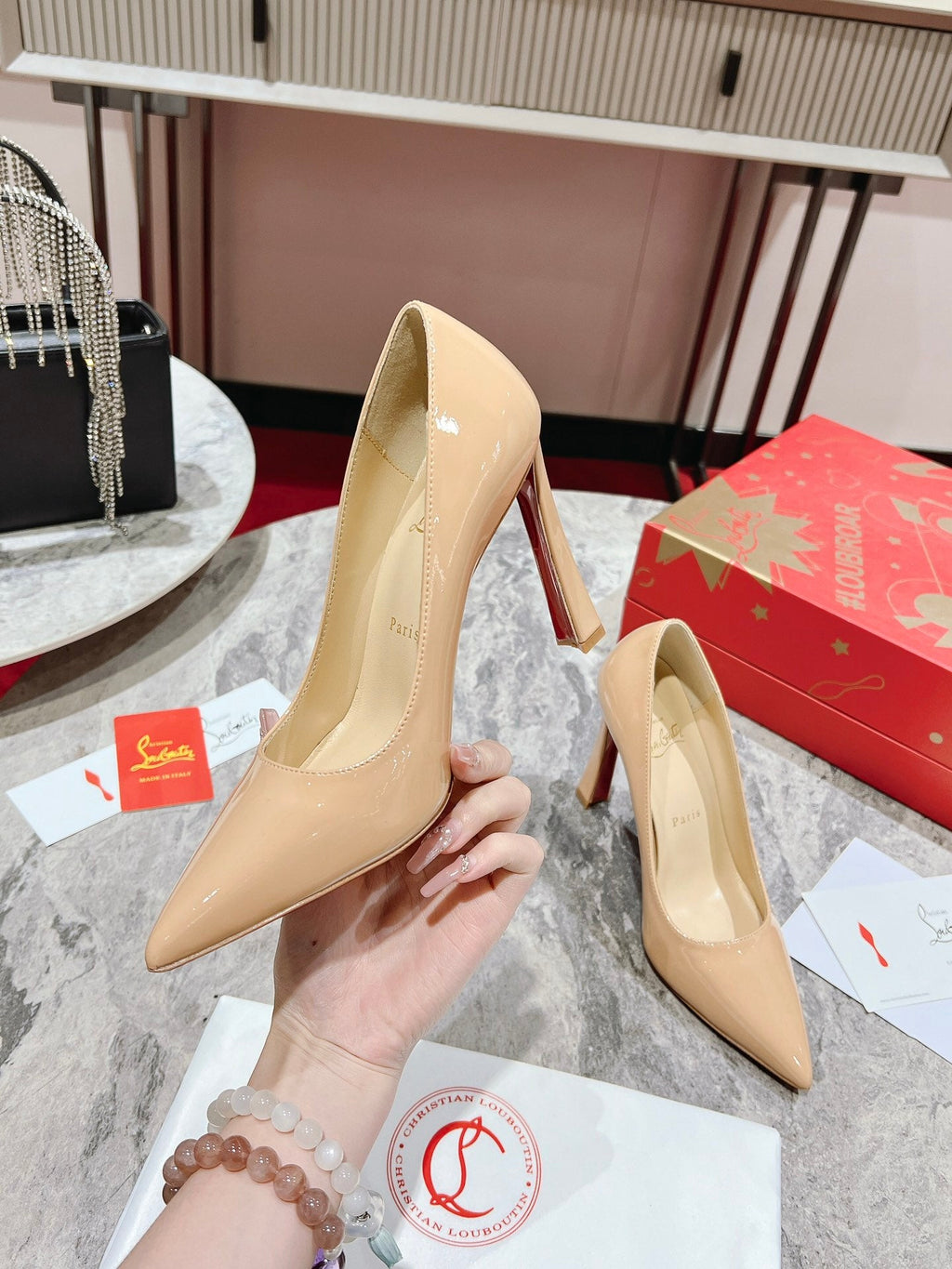 Nude Pointed-Toe Pumps