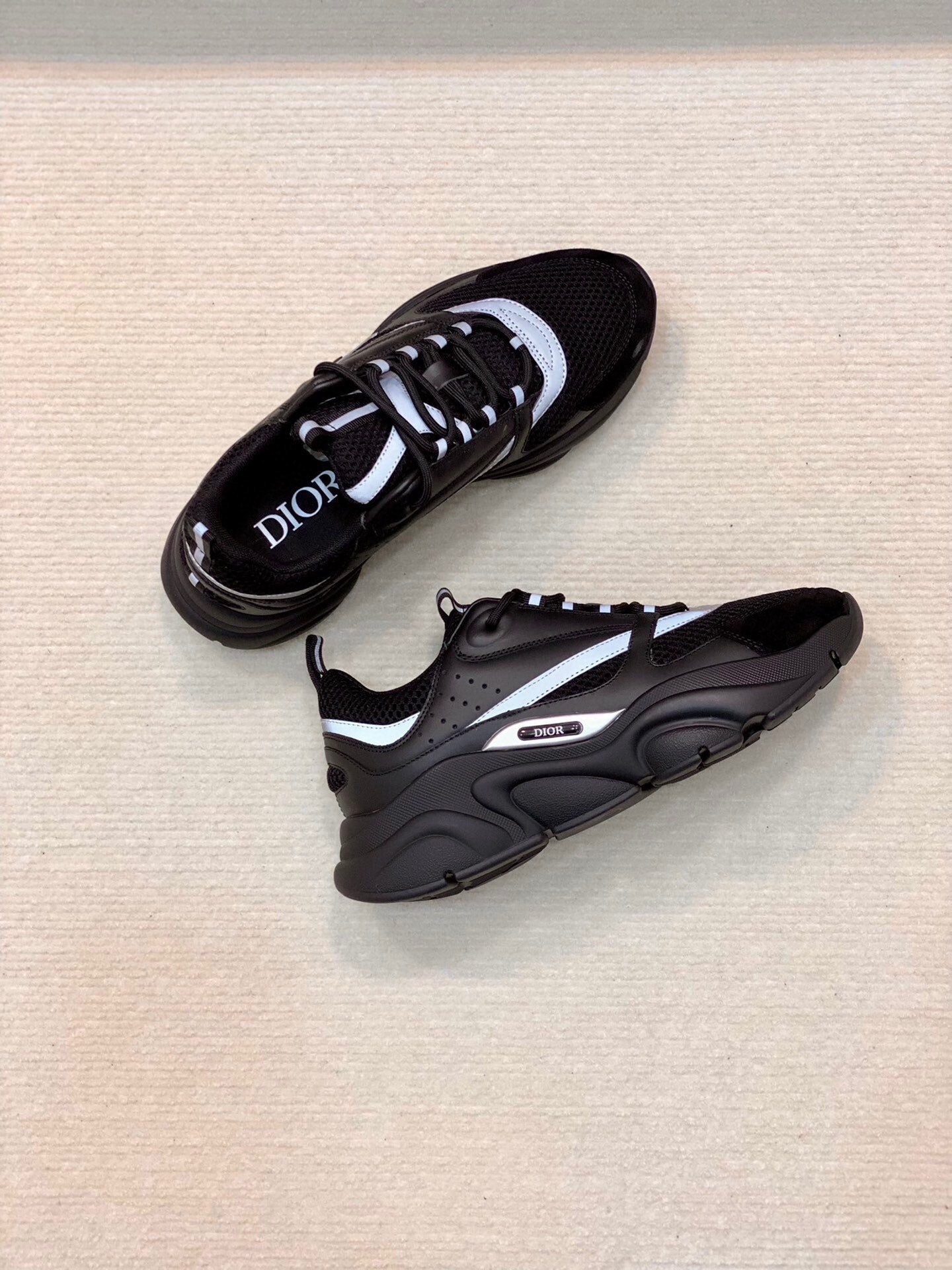 Zapatillas de piel premium