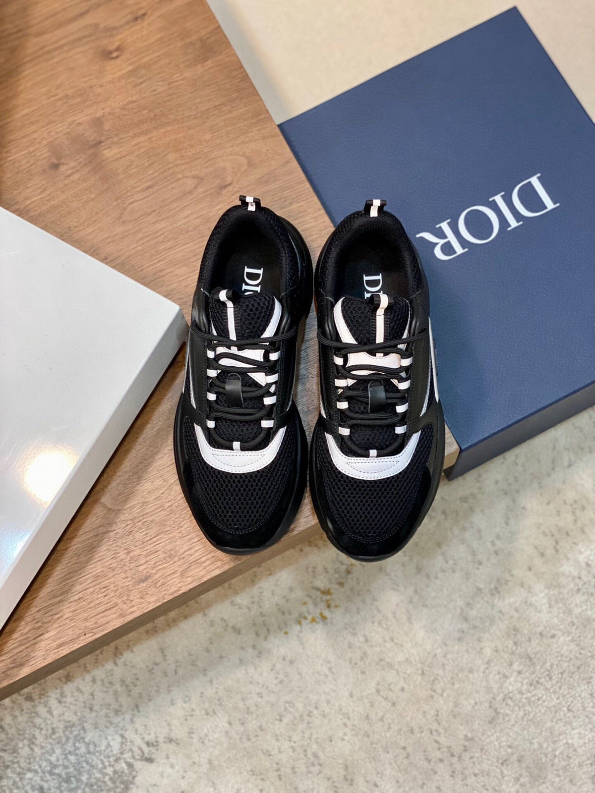 Hochwertige Leder-Sneaker