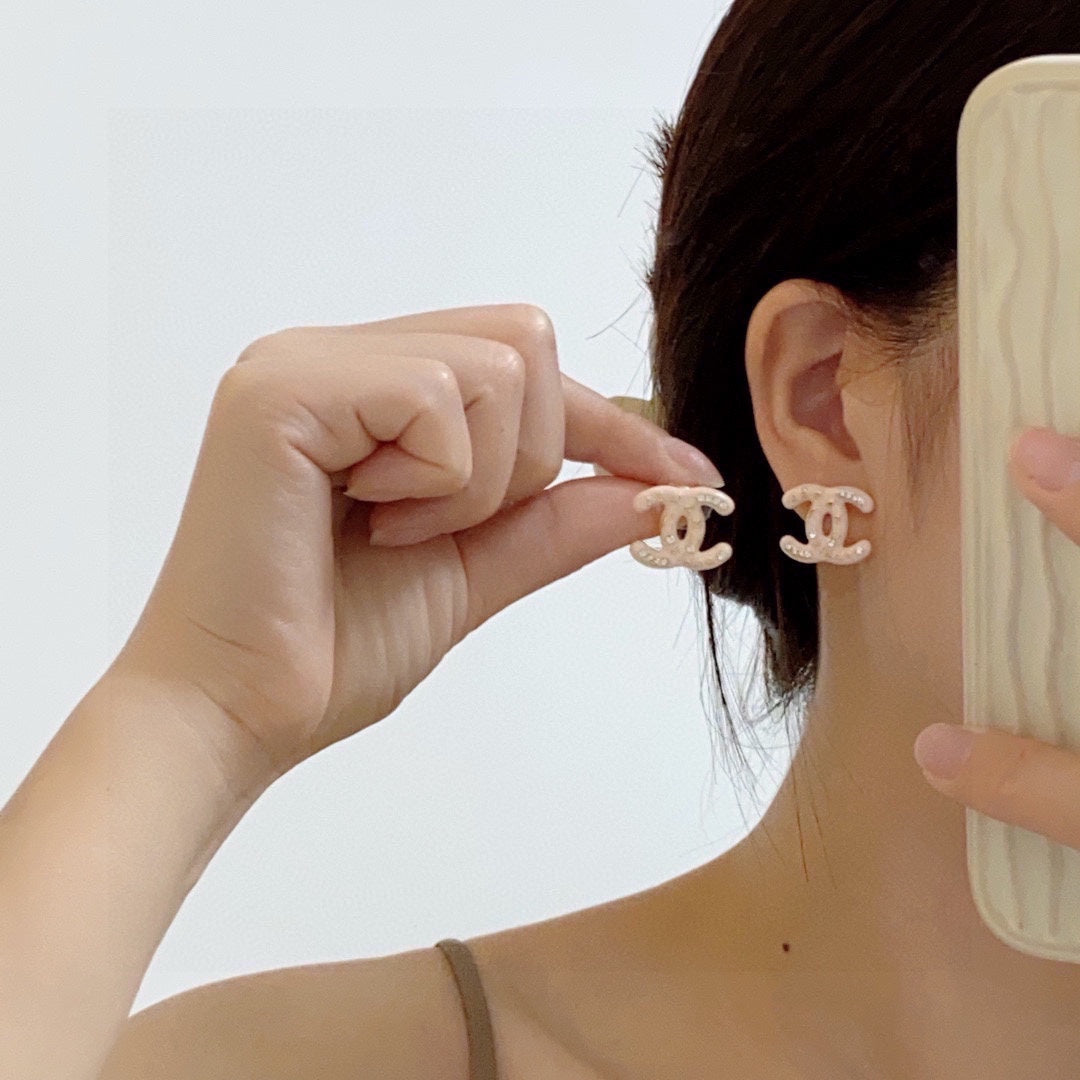 Light pink earrings