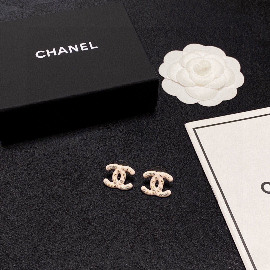 Light pink earrings