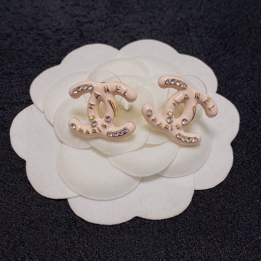 Light pink earrings