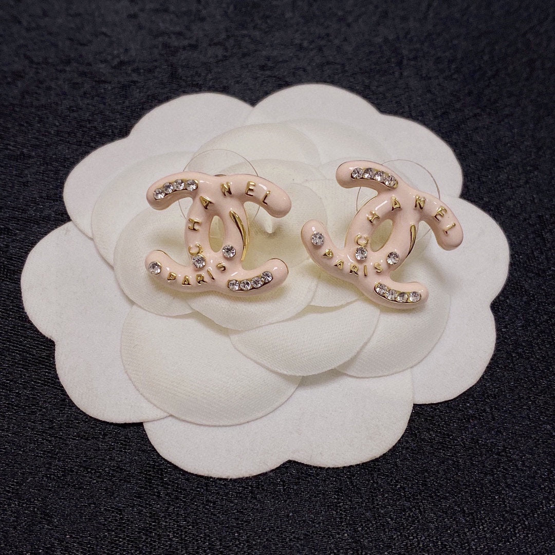 Light pink earrings