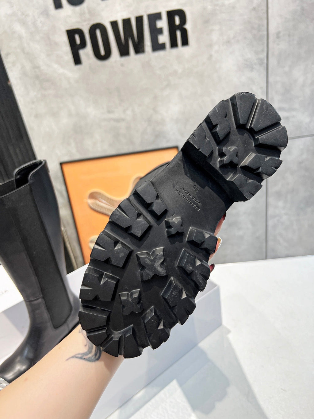 BB-Stiefeletten im Pariser Stil