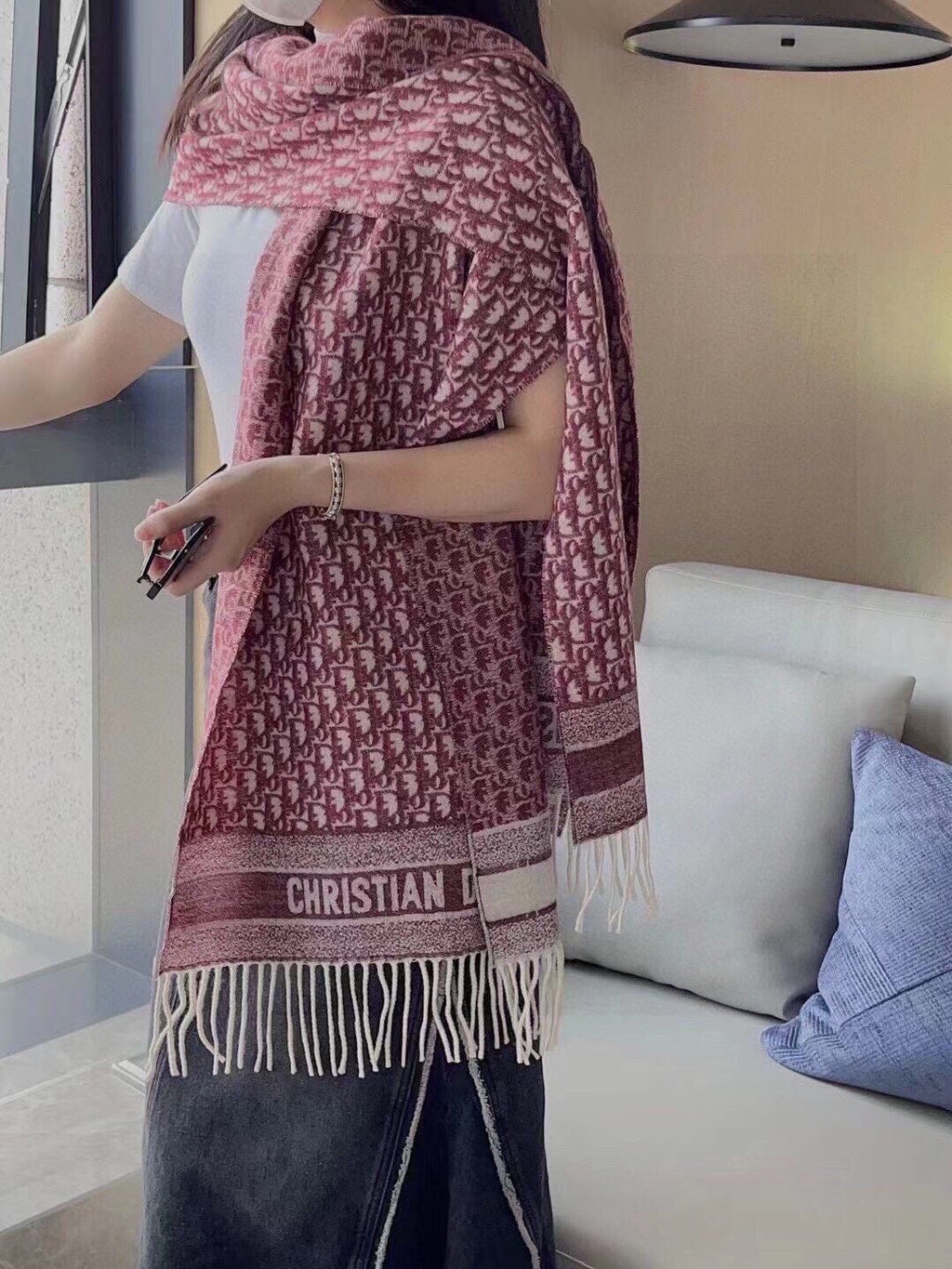 Classic jacquard cashmere scarf