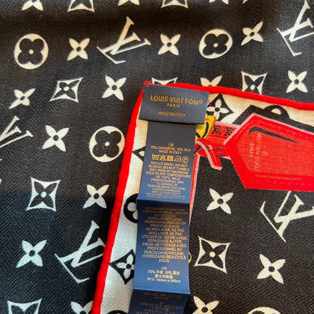 Printed double-sided scarf