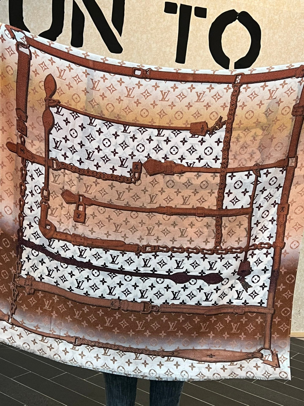 Limited edition cashmere scarf