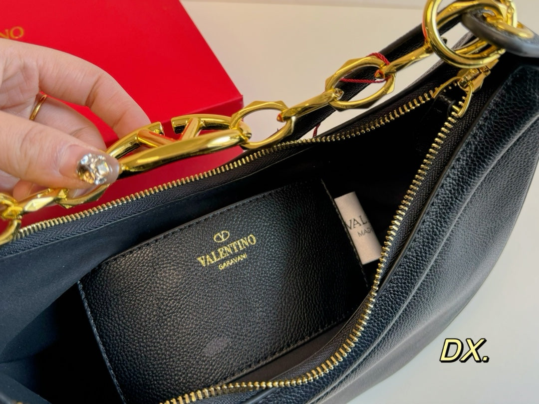 V Moon Schultertasche