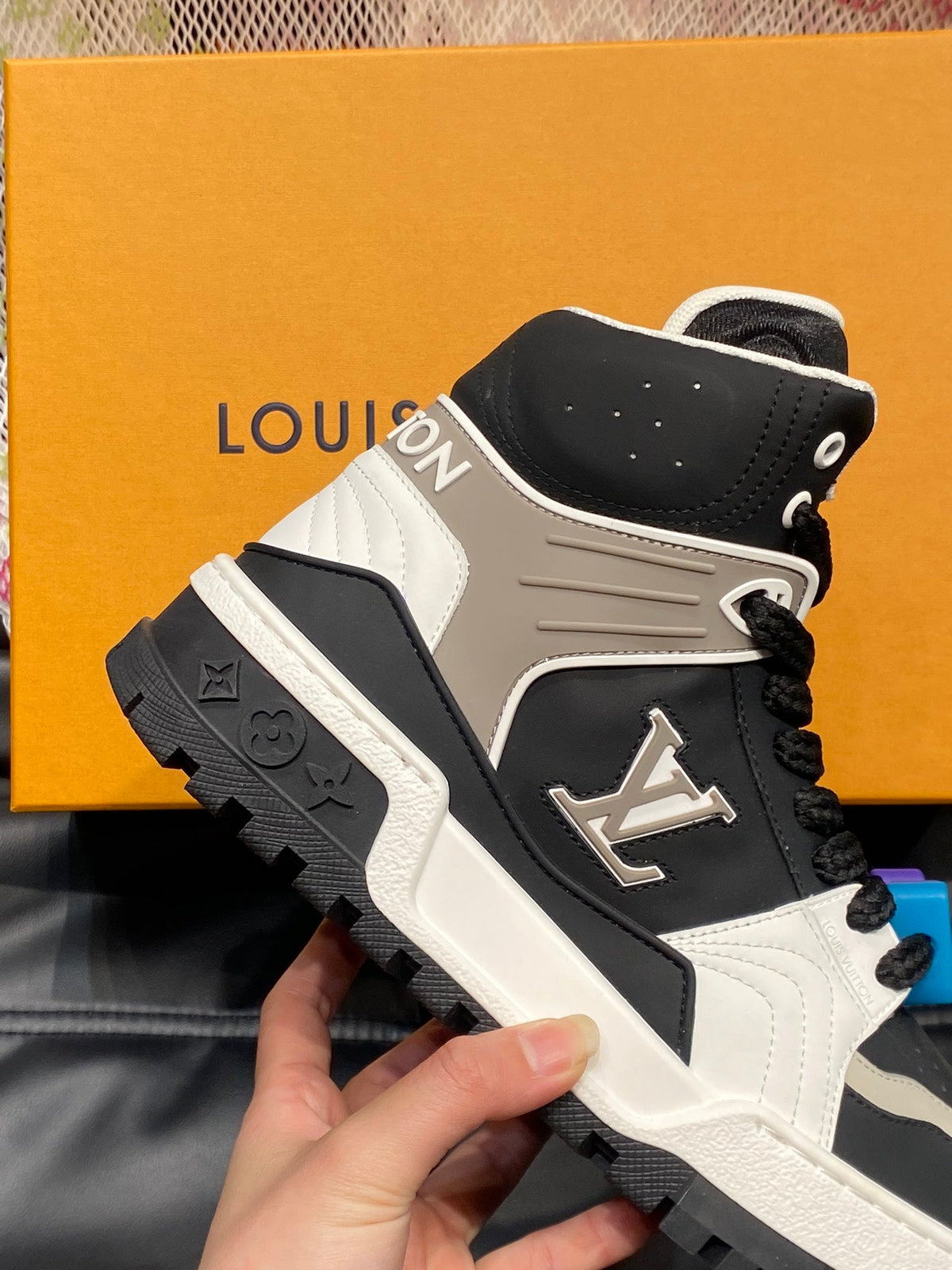 Premium-High-Top-Sneaker