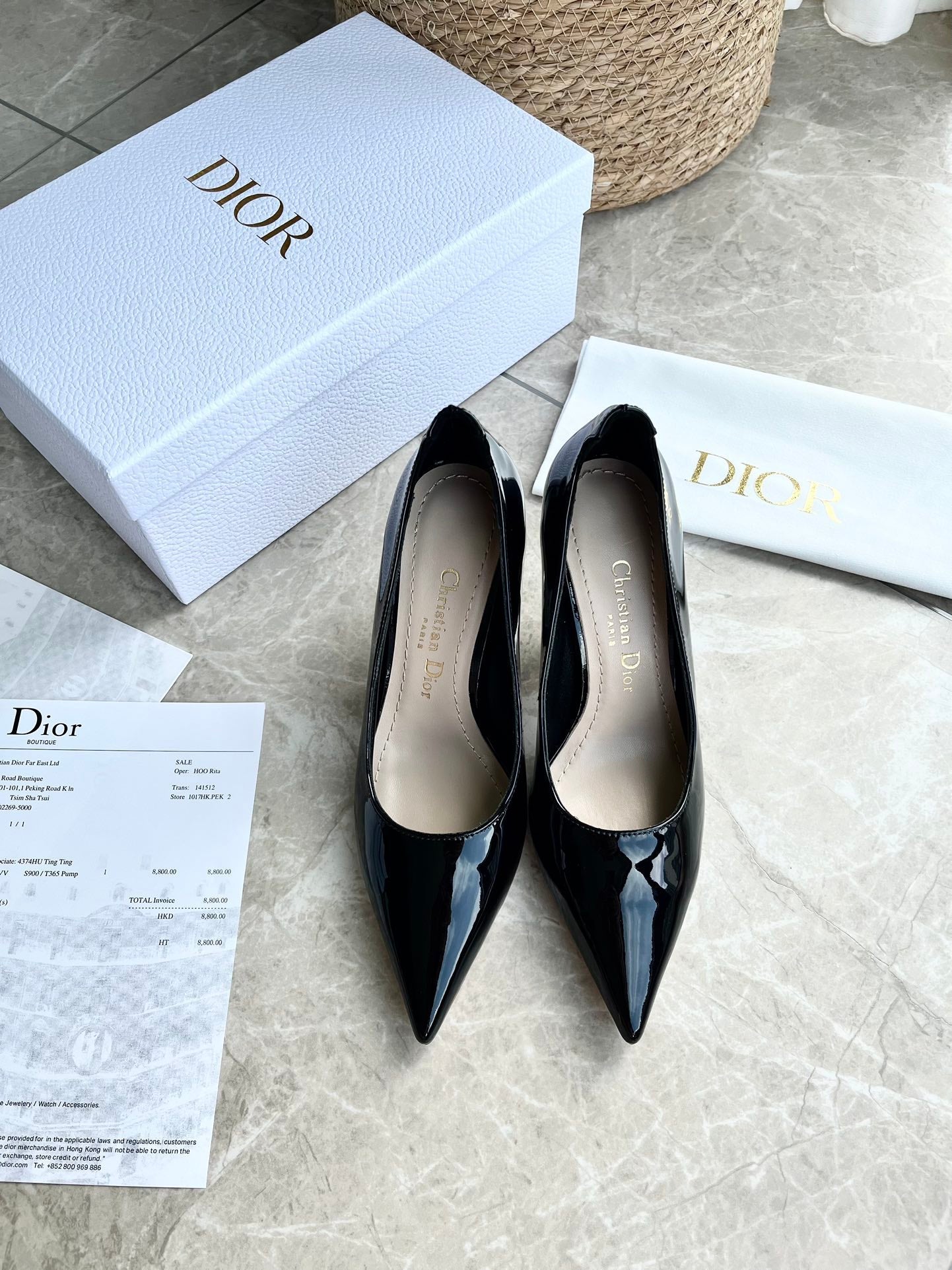 Tacones con logotipo de perlas tribales