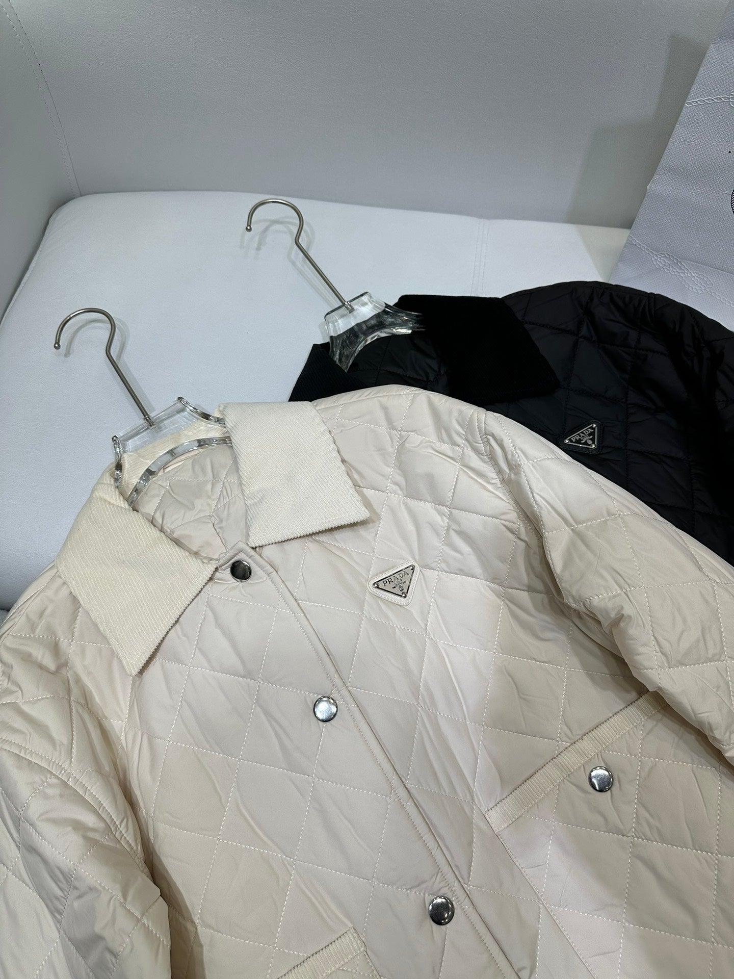 Baumwolljacke mit Samtkragen