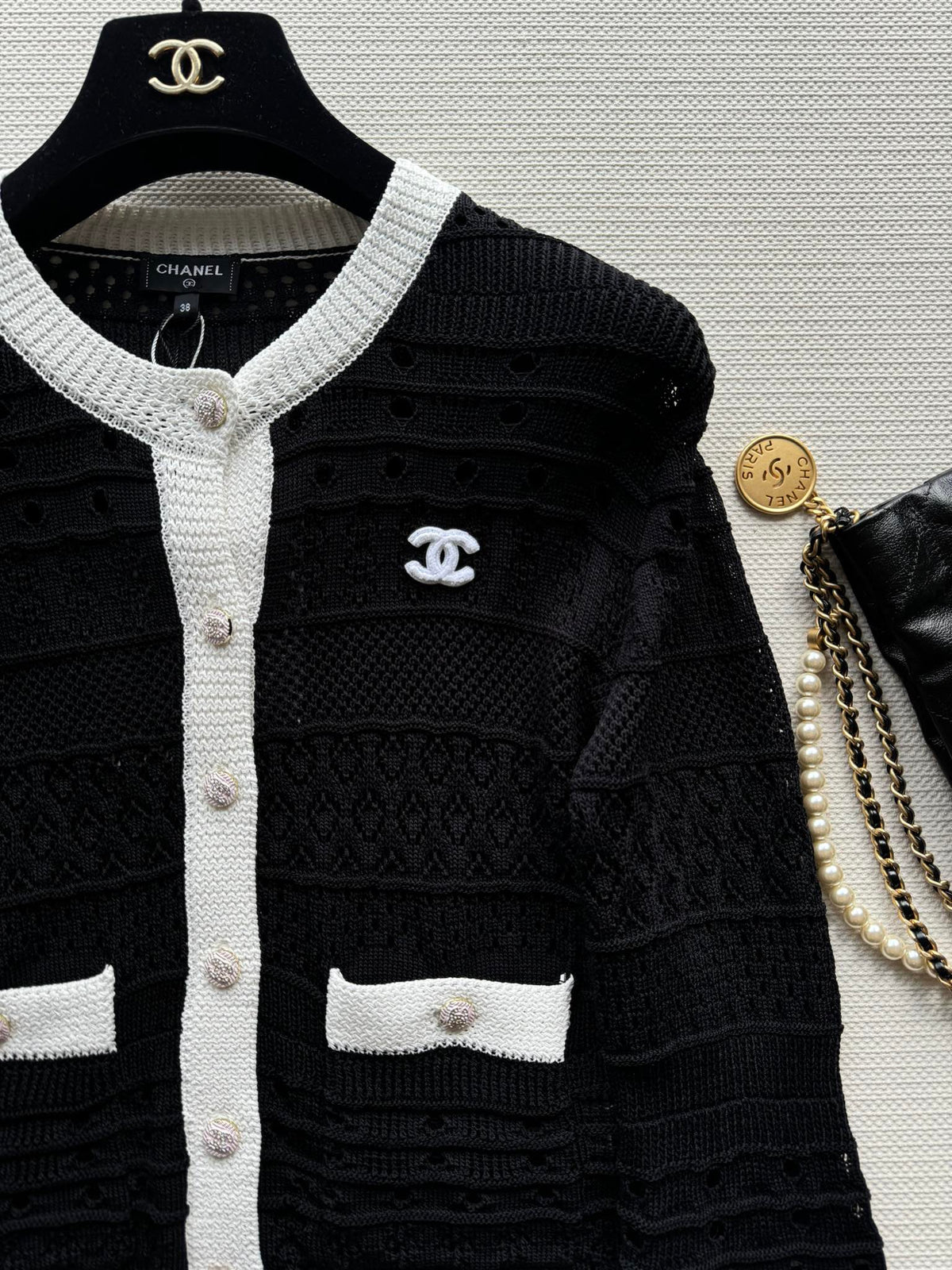 Cardigan aus Kontraststrick